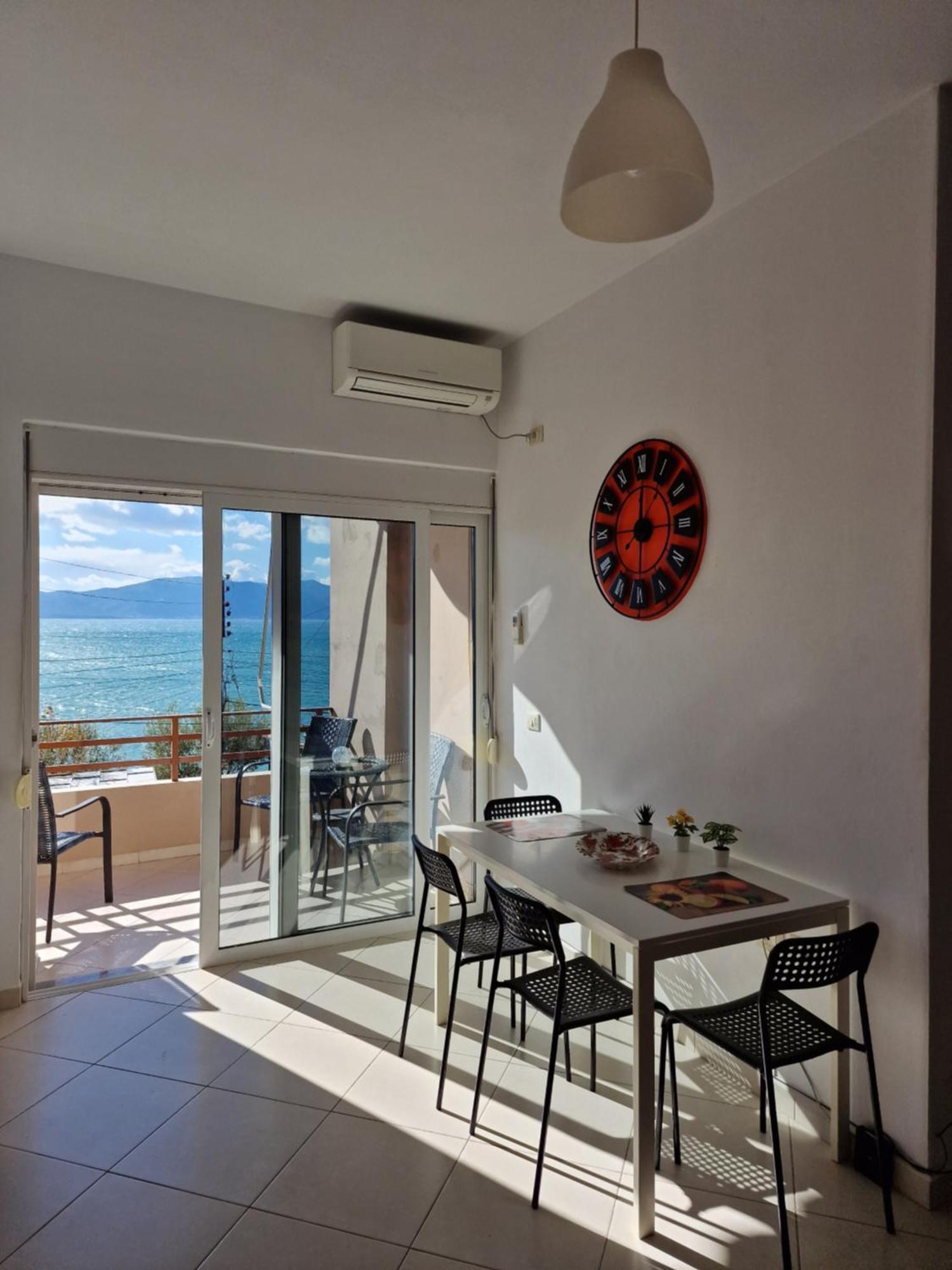 Orange Corner Apartment Sarandë Exterior foto