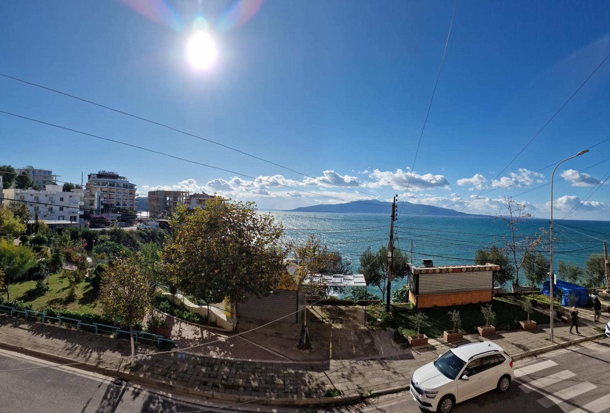 Orange Corner Apartment Sarandë Exterior foto