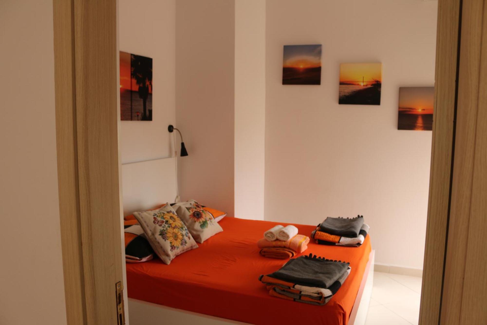 Orange Corner Apartment Sarandë Exterior foto